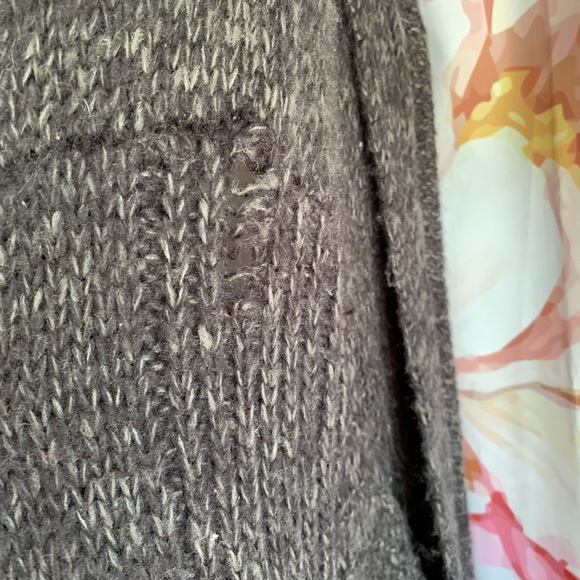 Celsius Premium Cardigan Sweater size L - Picture 4 of 7